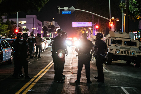 Polizisten bei einer Demonstration in Los Angeles 