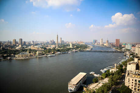 Der Nil fließt mitten durch Kairo
