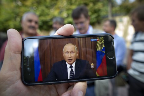 Putin auf einem Smartphone